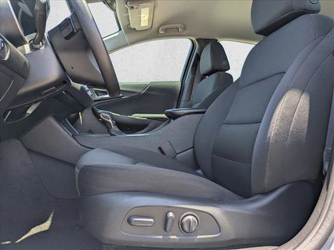 Used 2024 Chevrolet Malibu LT FWD image 15
