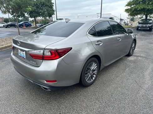 Used 2018 Lexus ES 350 w/ Navigation System Package FWD image 2