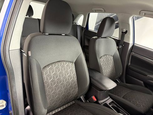 Used 2021 Mitsubishi Outlander Sport ES image 23