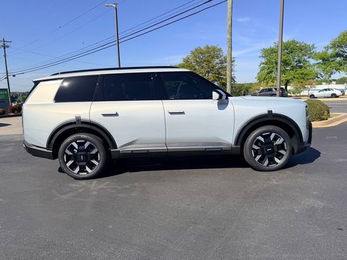 New 2027 Kia Telluride S image 2