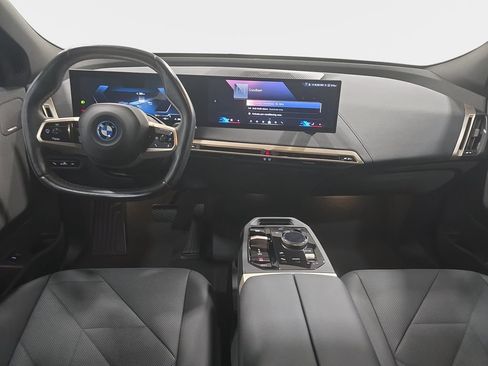 Certified 2024 BMW iX xDrive50 w/ Sport Package AWD/4WD image 9