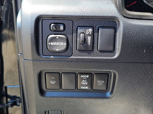 Used 2012 Toyota 4Runner Limited AWD/4WD image 33