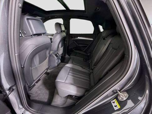 Used 2023 Audi Q5 2.0T Prestige w/ Prestige Package image 22
