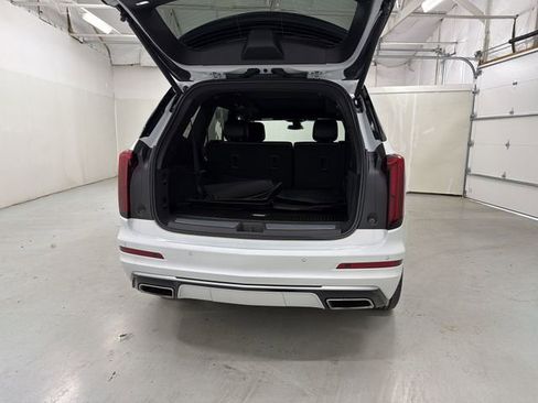Certified 2024 Cadillac XT6 Luxury w/ LPO, Floor Liner Package AWD/4WD image 27