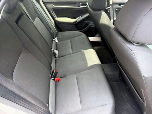 Used 2022 Honda Civic EX image 11