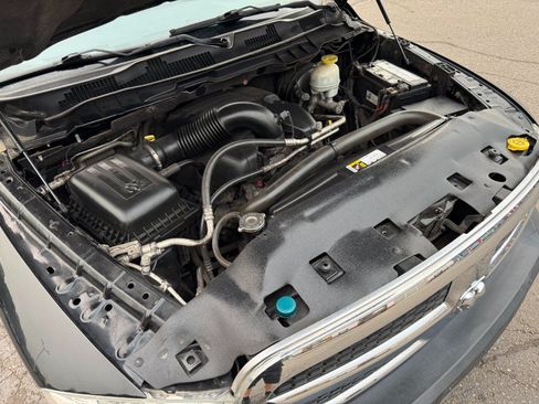 Used 2018 RAM 1500 ST w/ SXT Appearance Group AWD/4WD image 23