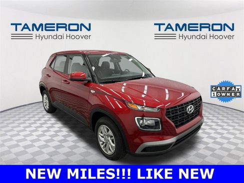 Used 2026 Hyundai Venue SE image 7
