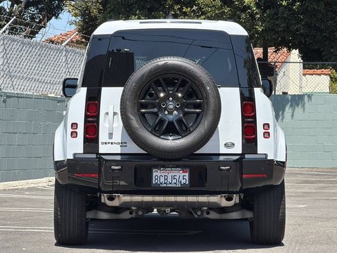 Used 2023 Land Rover Defender 110 X-Dynamic SE AWD/4WD image 10
