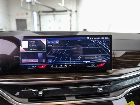 New 2026 BMW X5 xDrive40i w/ M Sport Package image 15