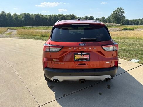 Used 2020 Ford Escape Titanium AWD/4WD image 8