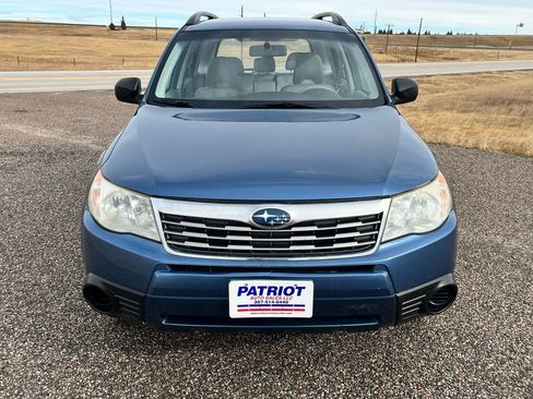 Used 2010 Subaru Forester 2.5X w/ Popular Equipment Group 5A image 8