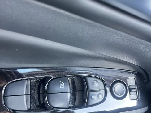 Certified 2024 Nissan Altima 2.5 SR w/ SR Premium Package image 30