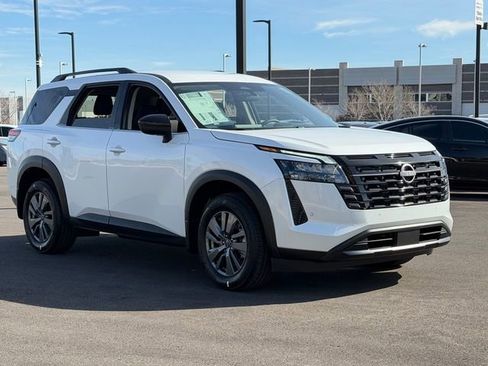 New 2026 Nissan Pathfinder SV AWD/4WD image 9