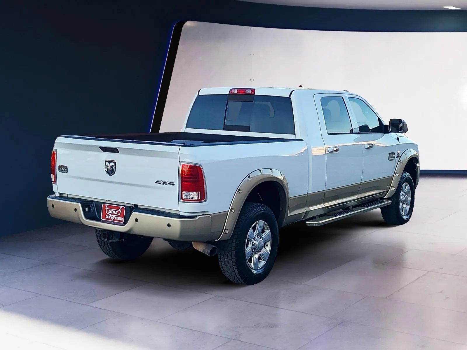 Used 2014 RAM 2500 Longhorn w/ Convenience Group AWD/4WD image 5
