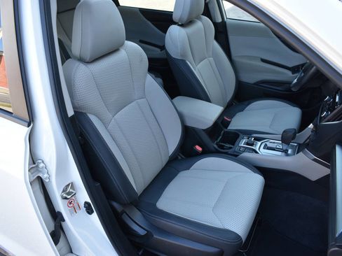 Used 2020 Subaru Forester Premium image 19