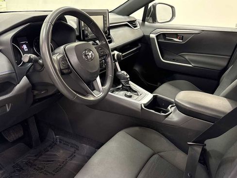 Certified 2022 Toyota RAV4 SE image 12