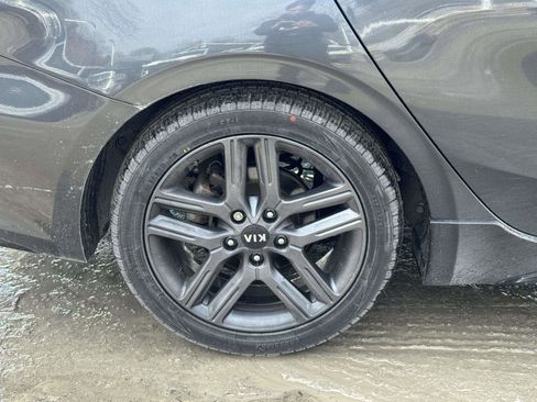 Used 2020 Kia Forte GT-Line image 6