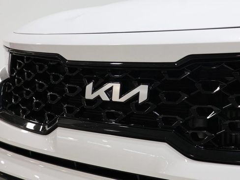 Used 2023 Kia Sorento SX FWD image 12