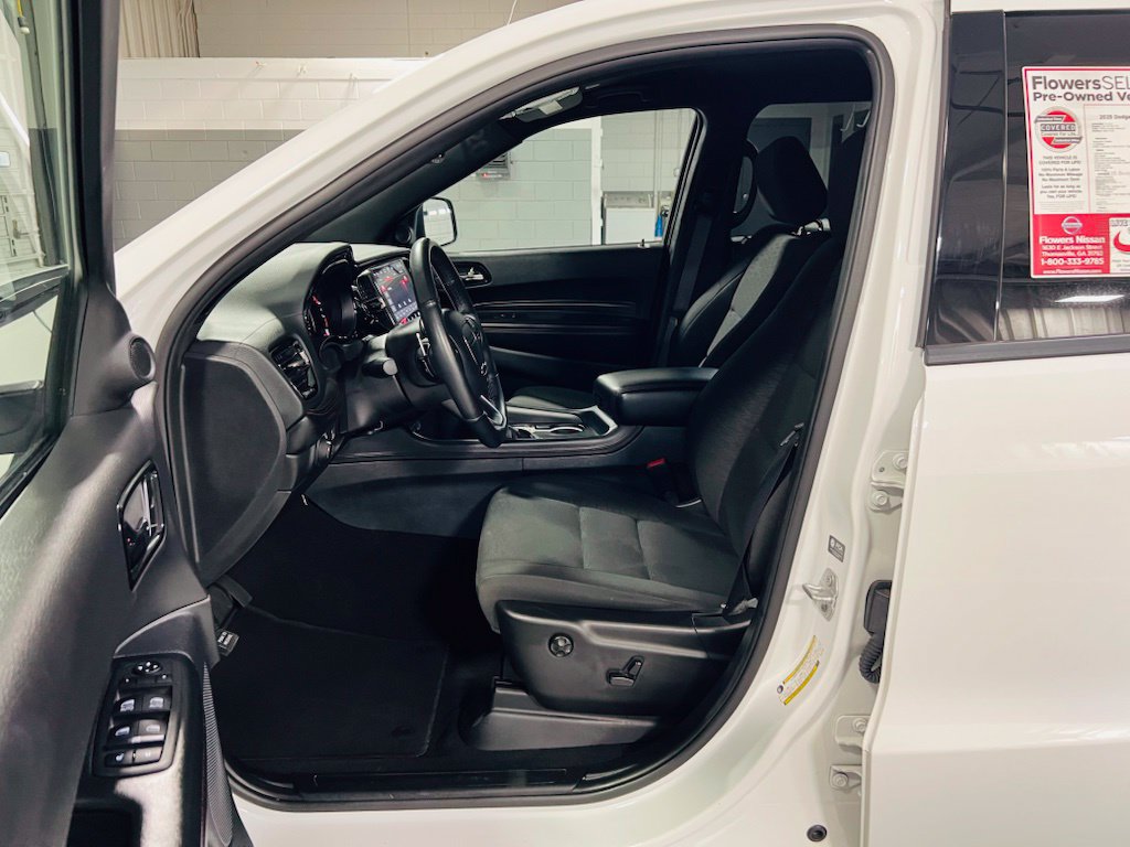 Used 2025 Dodge Durango GT RWD image 27