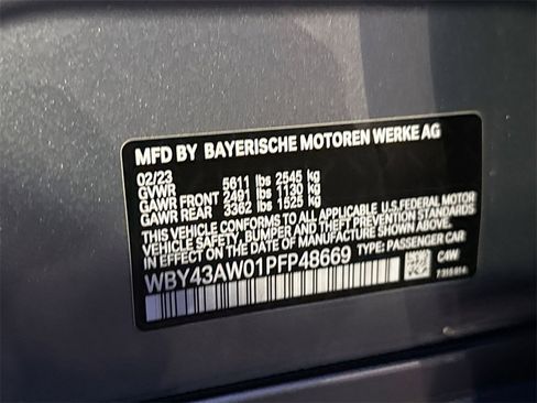 Used 2023 BMW i4 eDrive35 image 27