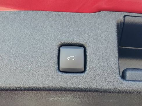 Certified 2024 Ford Escape ST-Line w/ Tech Pack #1 AWD/4WD image 9