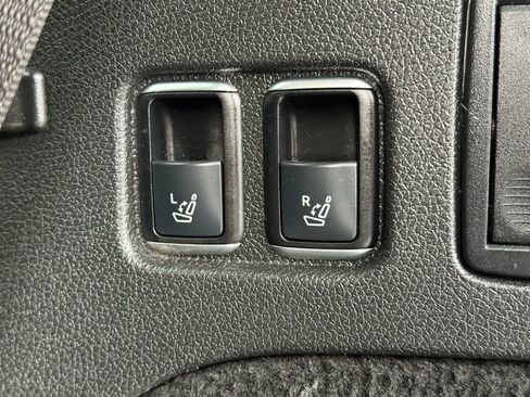 Used 2014 Mercedes-Benz GL 450 4MATIC image 12