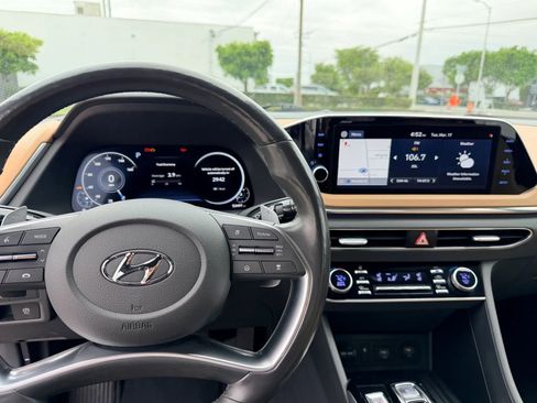 Used 2021 Hyundai Sonata Limited w/ Cargo Package FWD image 13