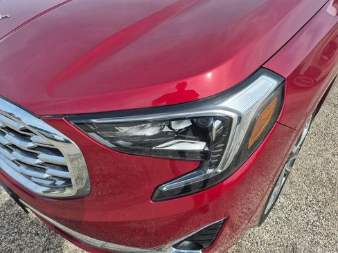Used 2018 GMC Terrain Denali w/ Advanced Safety Package FWD image 26