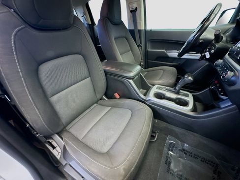 Used 2021 Chevrolet Colorado LT image 15