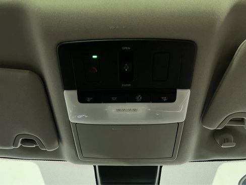 Certified 2023 Nissan Altima 2.5 SV w/ SV Premium Package AWD/4WD image 16