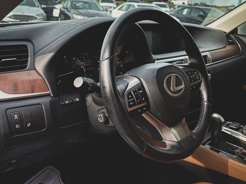 Used 2016 Lexus GS 350 AWD w/ Premium Package image 2