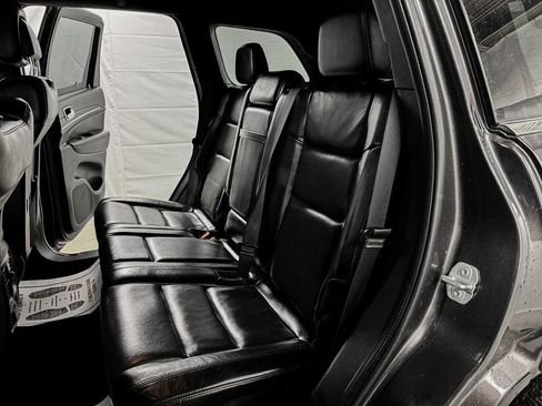 Used 2021 Jeep Grand Cherokee Limited AWD/4WD image 9