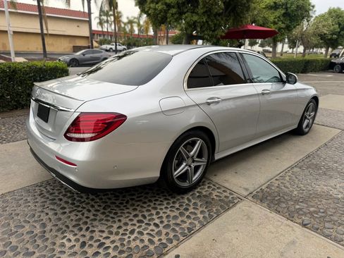 Used 2017 Mercedes-Benz E 300 image 5