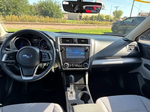 Used 2019 Subaru Outback 2.5i Premium AWD/4WD image 13
