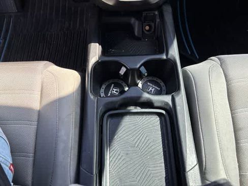 Used 2018 Honda CR-V LX image 17