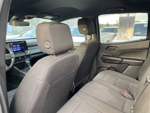 Used 2023 Chevrolet Colorado W/T image 19
