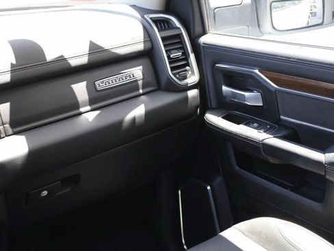 Used 2024 RAM 2500 Laramie AWD/4WD image 16