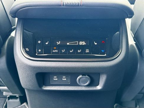 New 2025 Nissan Armada PRO-4X w/ Pro-4X Premium Package image 27