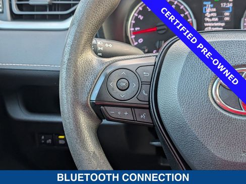 Used 2021 Toyota RAV4 LE image 23