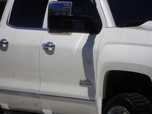 Used 2016 Chevrolet Silverado 1500 High Country AWD/4WD image 23