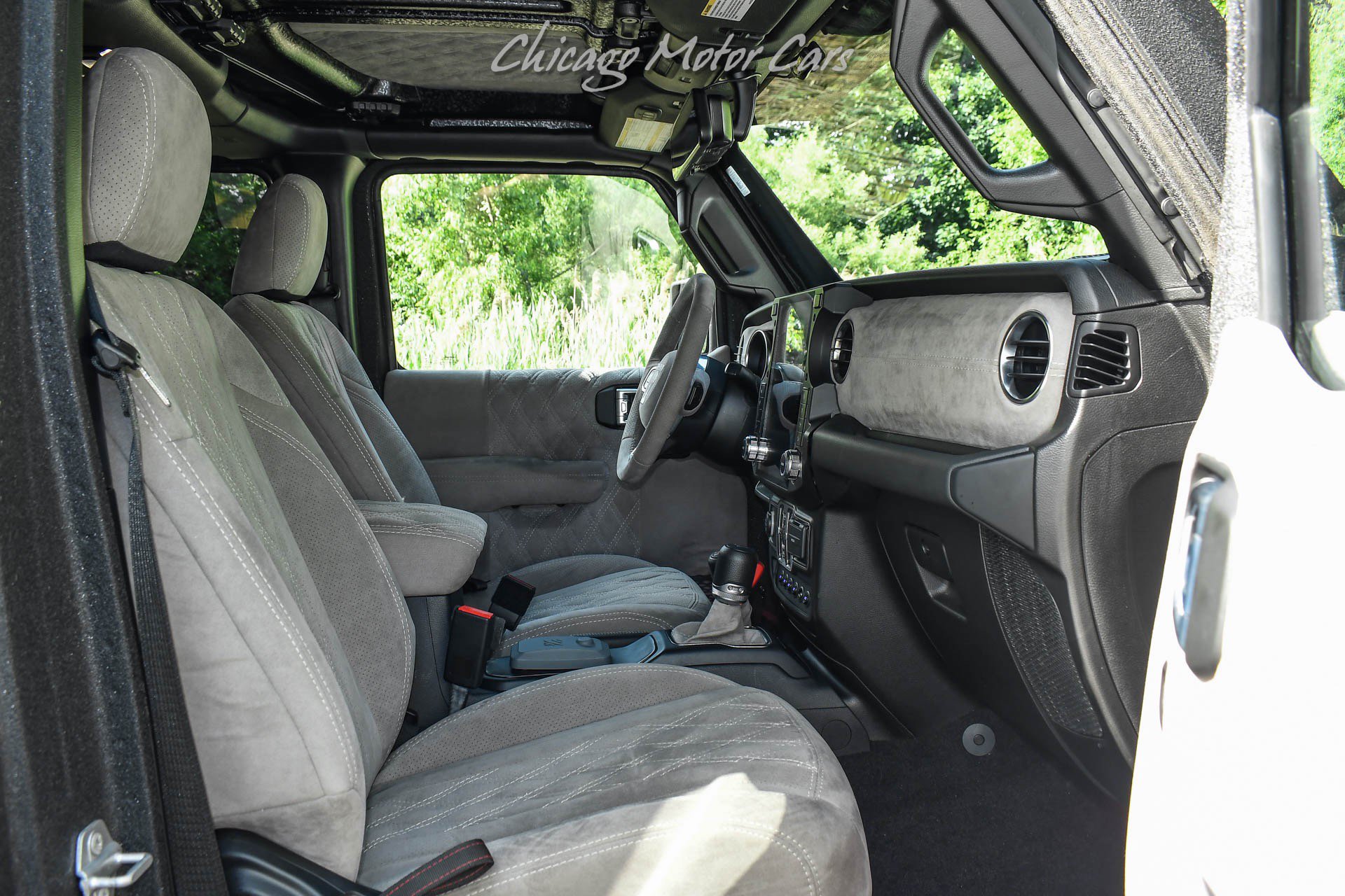 Used 2021 Jeep Gladiator Overland w/ Popular Equipment Package AWD/4WD image 21