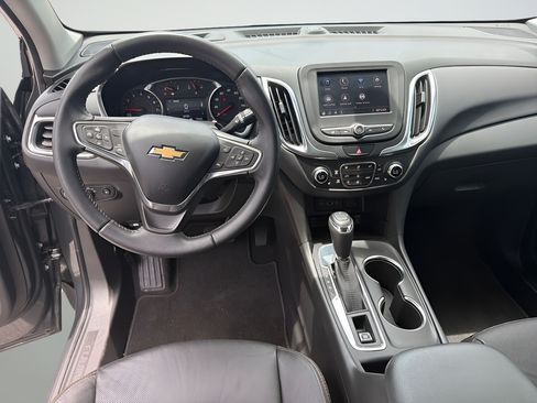 Used 2021 Chevrolet Equinox LT FWD image 30