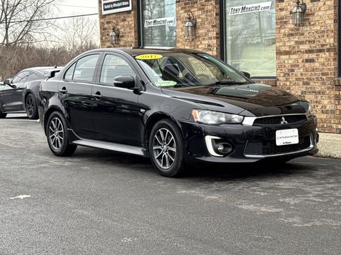 Used 2017 Mitsubishi Lancer ES image 7