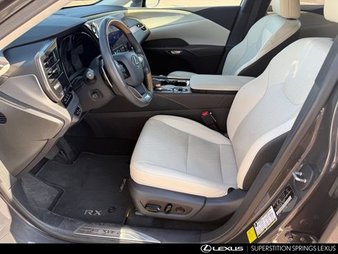 Used 2025 Lexus RX 350 AWD/4WD image 13