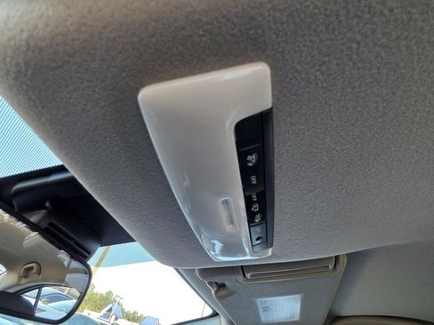 New 2025 Nissan Versa S w/ Trunk Package image 19