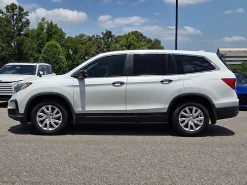 Used 2020 Honda Pilot LX image 2