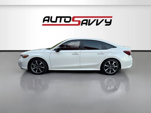 Used 2025 Honda Civic Sport image 4