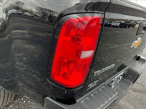 Used 2018 Chevrolet Colorado LT AWD/4WD image 28