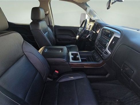 Used 2019 GMC Sierra 3500 SLT image 25