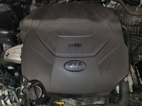 Used 2020 Kia Sorento LX image 30